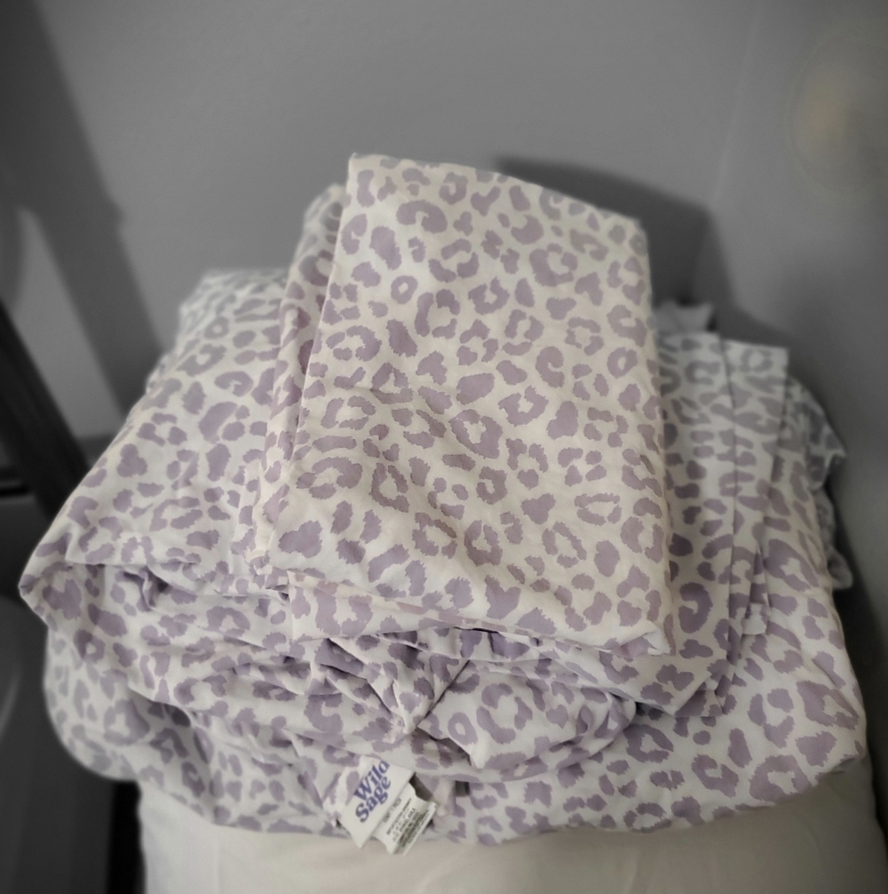 Wild Sage 100% cotton sheets full size Leopard Print